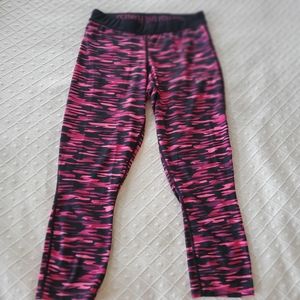 Nike dri fit women's leggings size M